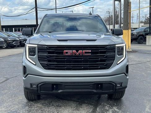 Used 2025 GMC Sierra 1500 Elevation image 8
