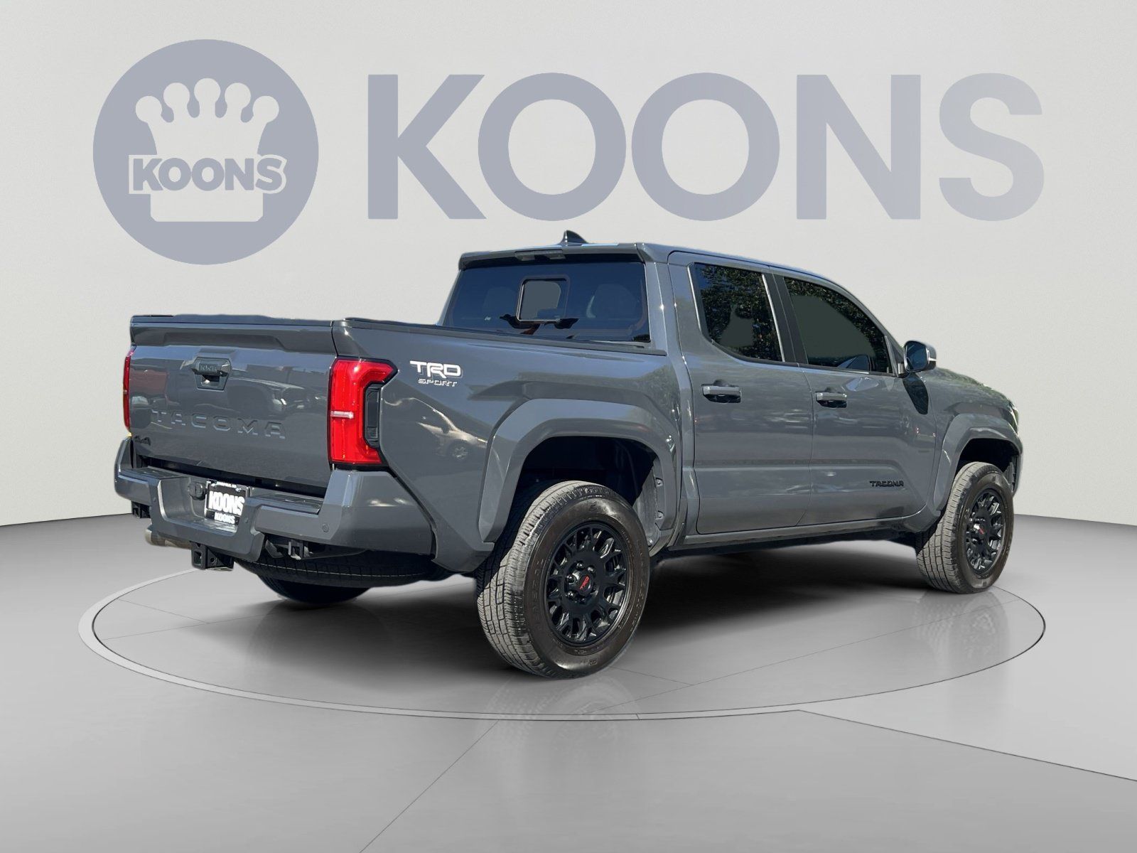 Used 2024 Toyota Tacoma TRD Sport AWD/4WD image 8