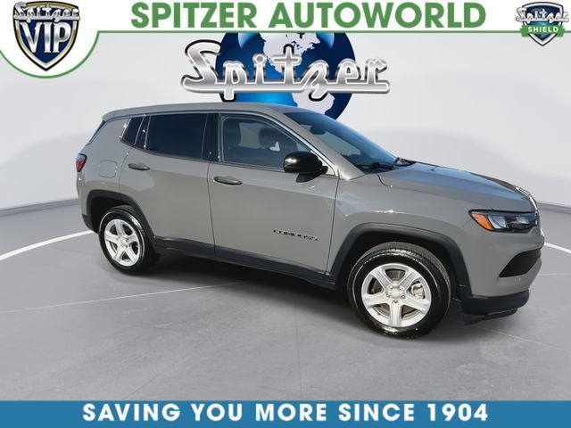 Used 2023 Jeep Compass Sport AWD/4WD image 2