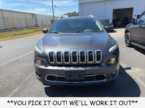 Used 2016 Jeep Cherokee Limited AWD/4WD image 2