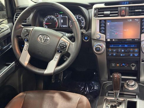 Used 2020 Toyota 4Runner Limited AWD/4WD image 12