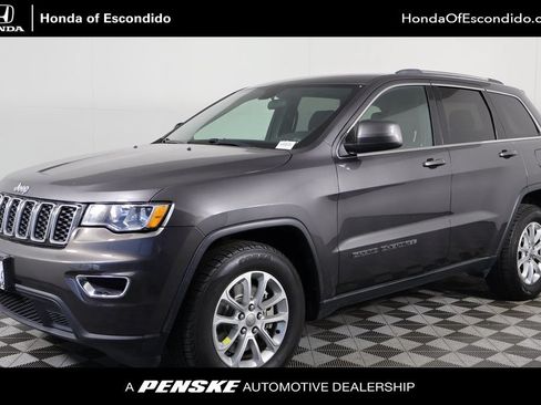 Used 2021 Jeep Grand Cherokee Laredo RWD image 1