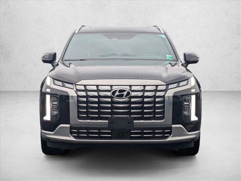 Used 2023 Hyundai Palisade Calligraphy w/ Cargo Package AWD/4WD image 2