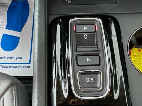 Used 2024 Honda Pilot EX-L image 23
