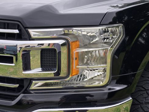 Used 2018 Ford F150 XLT AWD/4WD image 7