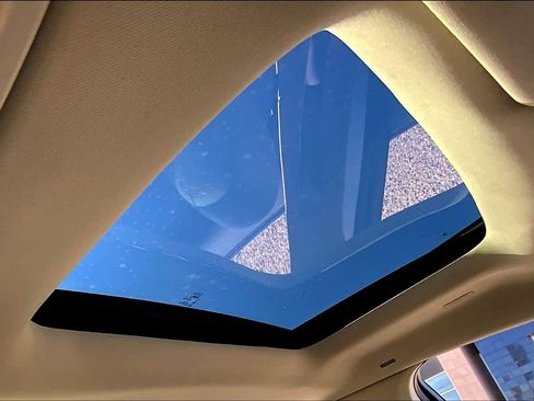 Used 2014 Lincoln MKS AWD w/ Equipment Group 201A image 13