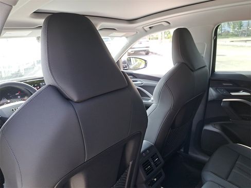 New 2025 Audi Q5 Premium Plus image 26