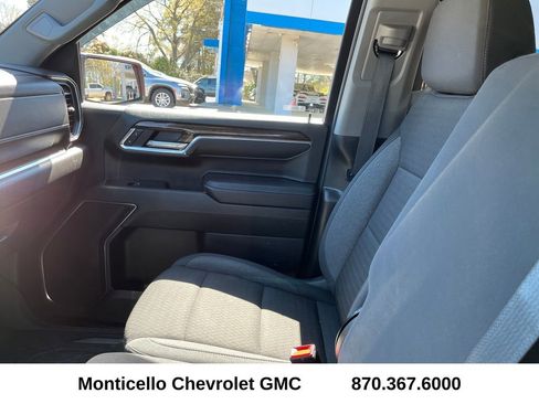 Used 2024 GMC Sierra 1500 Elevation image 26