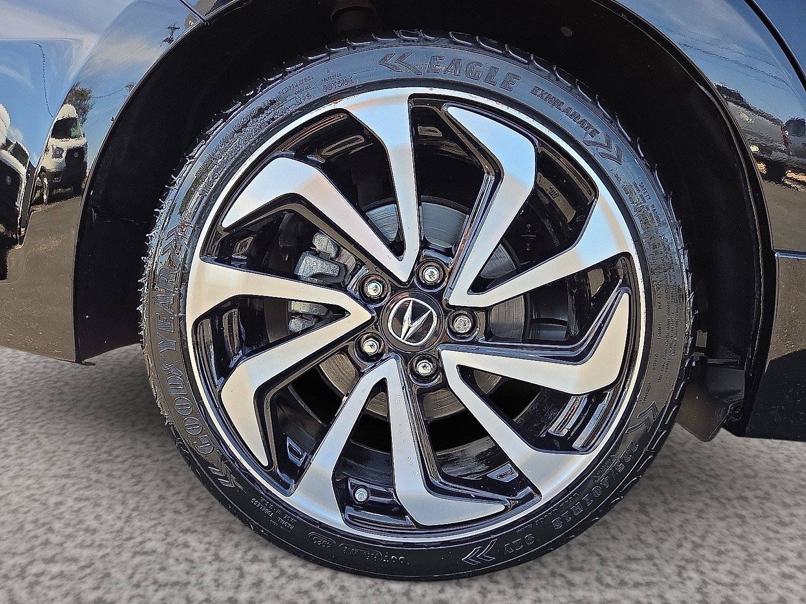 Used 2018 Acura ILX FWD image 9