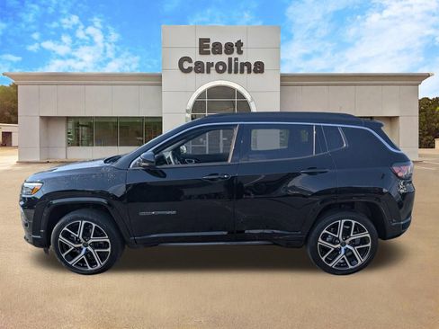 Used 2025 Jeep Compass Limited w/ Elite Group image 6