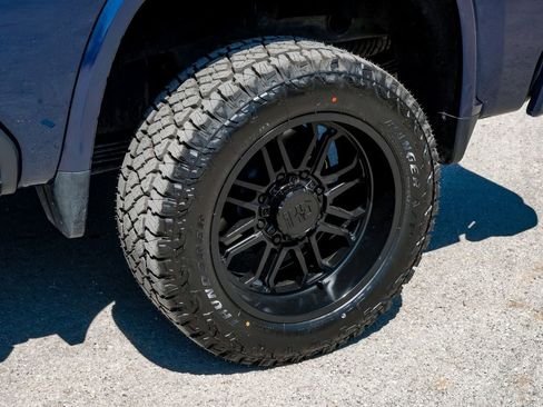 Used 2022 Chevrolet Silverado 2500 LTZ w/ LTZ Plus Package AWD/4WD image 66