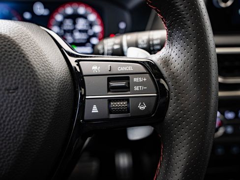 Certified 2025 Acura ADX A-Spec image 26