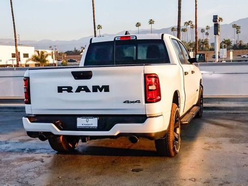New 2026 RAM 1500 Express AWD/4WD image 9