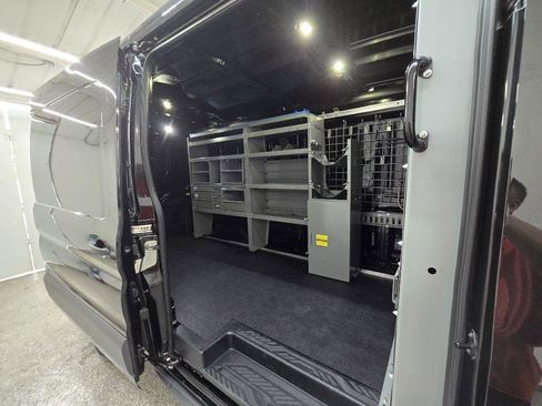 Used 2017 Ford Transit 250 148 Medium Roof RWD image 17