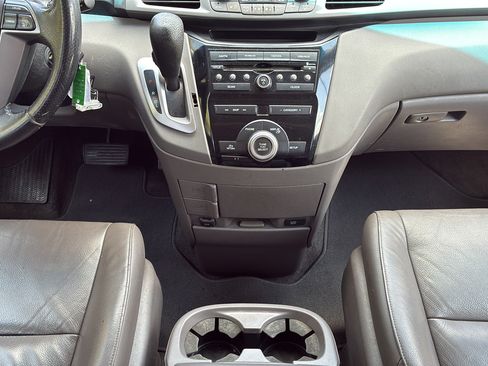Used 2012 Honda Odyssey EX-L image 23
