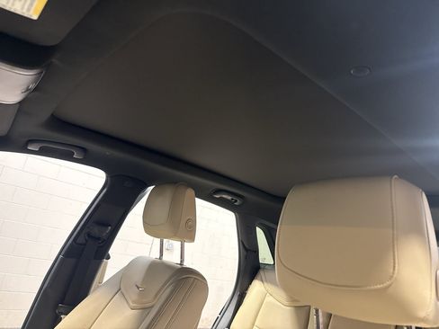 Used 2017 Cadillac XT5 Premium Luxury AWD/4WD image 17