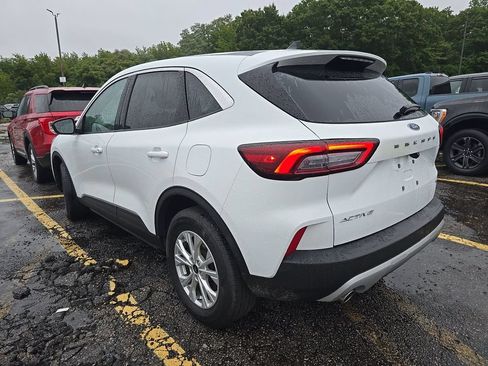 Used 2023 Ford Escape Active AWD/4WD image 3
