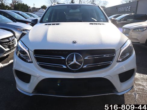 Used 2019 Mercedes-Benz GLE 43 AMG 4MATIC image 4