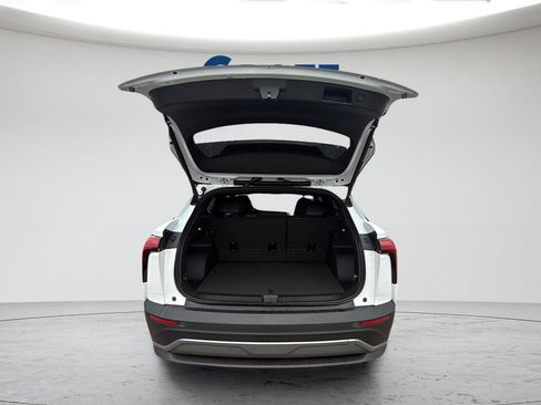 New 2026 Chevrolet Blazer EV LT FWD image 28