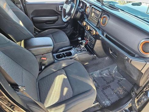 Used 2021 Jeep Gladiator Mojave image 18