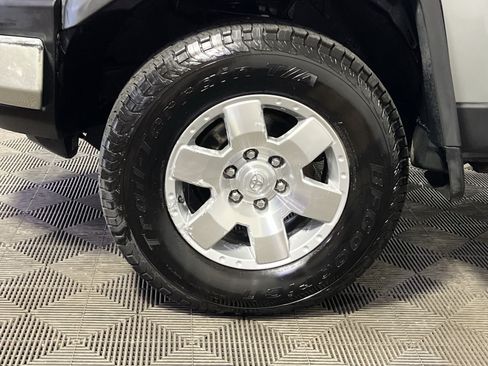 Used 2010 Toyota FJ Cruiser 4WD image 13