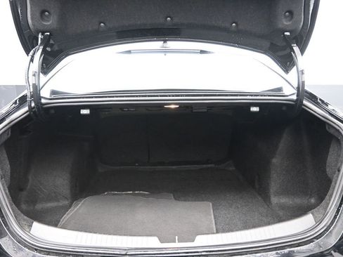 Used 2022 Chevrolet Malibu LT image 30