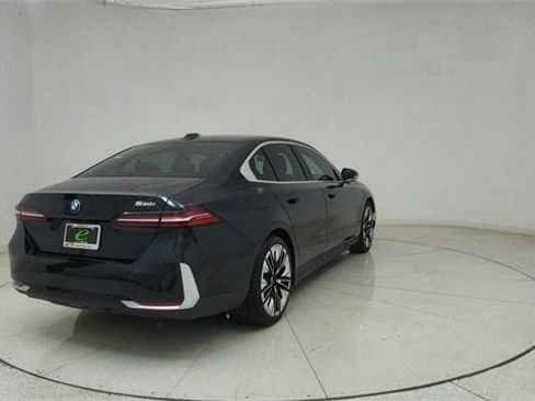 Used 2026 BMW 530i image 72