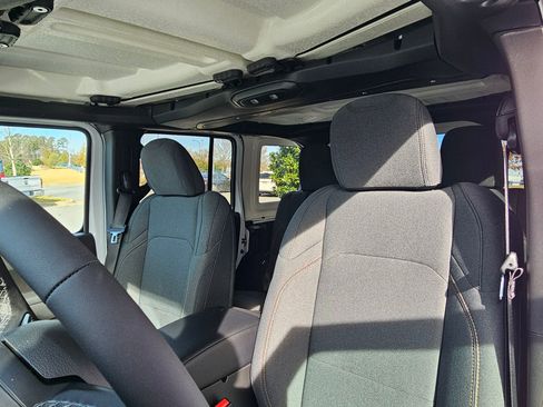 New 2026 Jeep Wrangler Sport S image 20