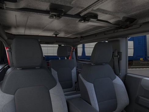 New 2025 Ford Bronco Base image 12