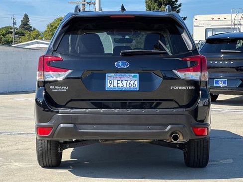 Used 2024 Subaru Forester Limited AWD/4WD image 4
