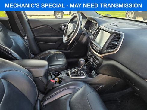 Used 2015 Jeep Cherokee Limited AWD/4WD image 18