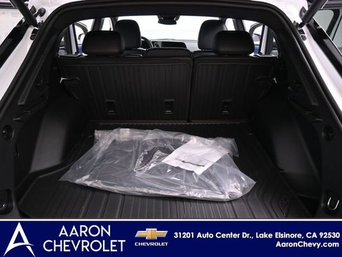 New 2026 Chevrolet Equinox EV LT image 29