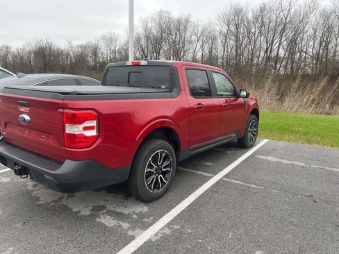 Used 2022 Ford Maverick Lariat w/ Lariat Luxury Package image 3