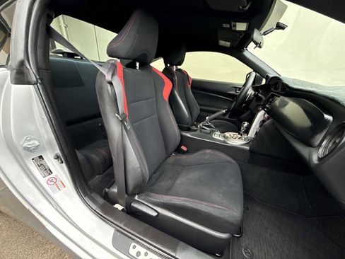 Used 2013 Scion FR-S RWD image 24