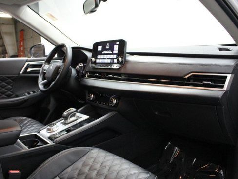 Used 2022 Mitsubishi Outlander SEL image 21