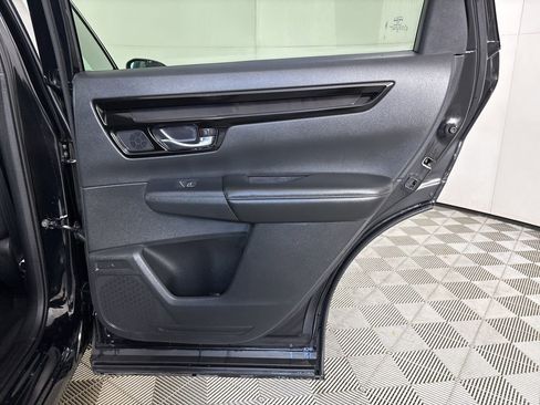 Used 2025 Honda CR-V EX-L image 23