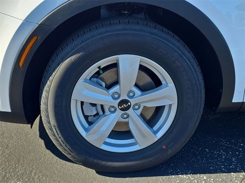 New 2026 Kia Sorento LX image 36