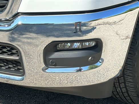 Used 2025 RAM 1500 Big Horn AWD/4WD image 5