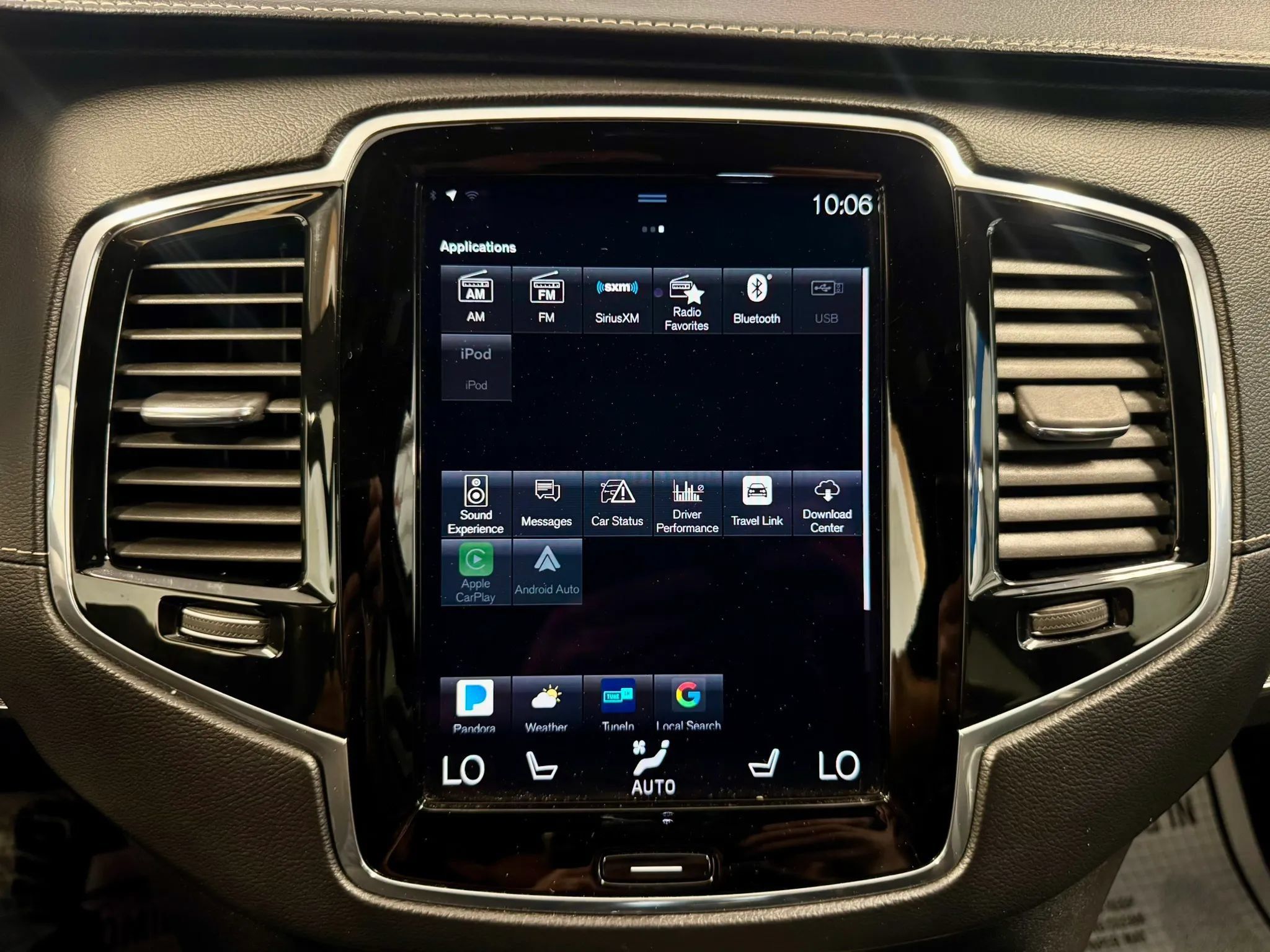 Used 2020 Volvo XC90 T6 R-Design w/ Protection Package Premier AWD/4WD image 32