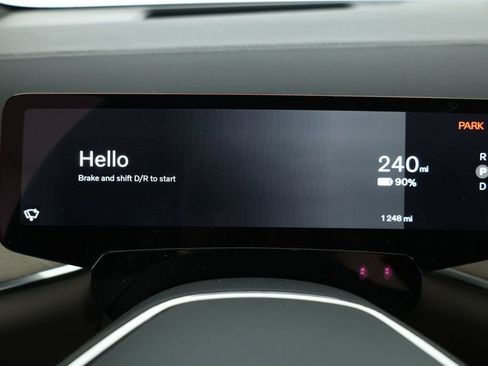 Used 2025 Volvo EX90 Plus image 13