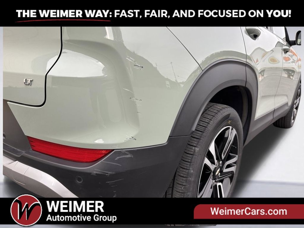 Used 2025 Chevrolet TrailBlazer LT w/ LT Cold Weather Package AWD/4WD image 22