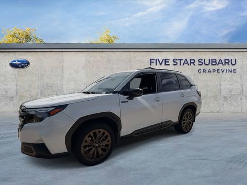 Used 2025 Subaru Forester Sport image 4