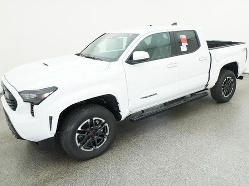New 2025 Toyota Tacoma TRD Sport image 28