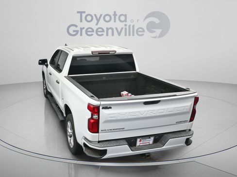 Used 2022 Chevrolet Silverado 1500 Custom w/ Safety Confidence Package RWD image 11