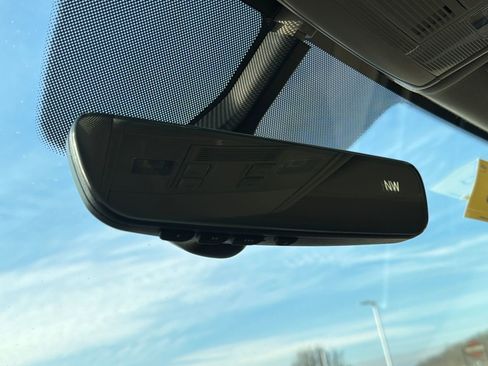 Certified 2022 Volkswagen Atlas SE w/ Black Wheel Package image 37