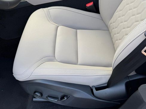 New 2026 Volvo XC90 B5 Plus image 12