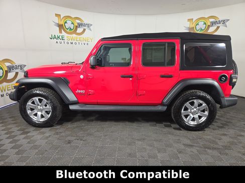 Used 2019 Jeep Wrangler Unlimited Sport S AWD/4WD image 6