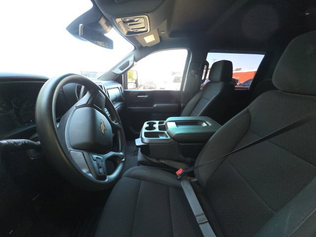 Used 2024 Chevrolet Silverado 2500 Custom w/ Custom Value Package AWD/4WD image 12