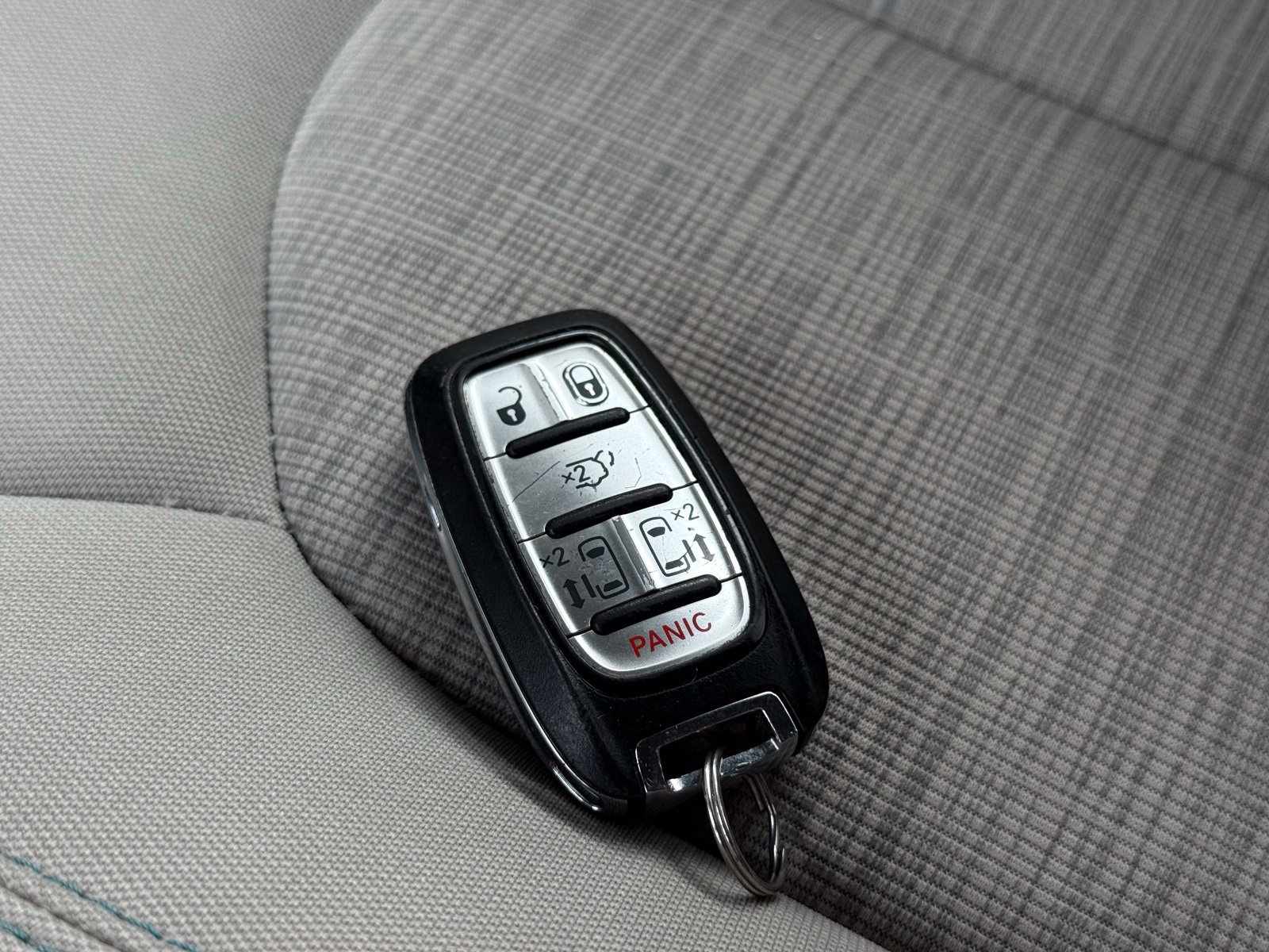 Used 2018 Chrysler Pacifica Touring Plus FWD image 52