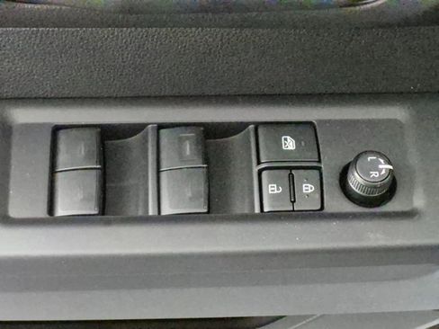 New 2026 Toyota Tundra SR image 14